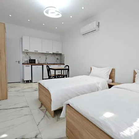 Manuel Apartment *